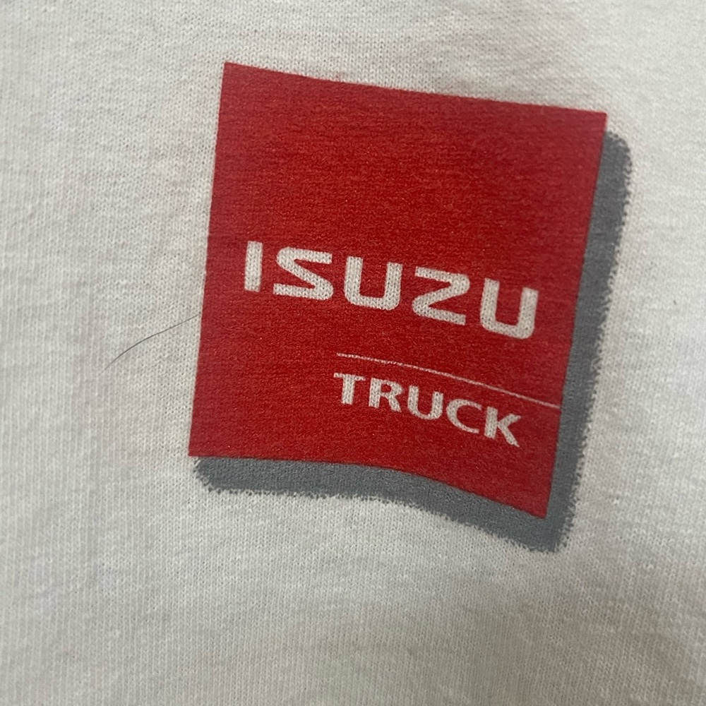 white t-shirt - Picture 2 of 4